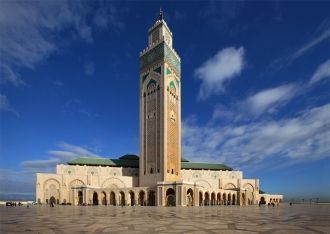Мечеть короля Хасана II – крупнейшая в М