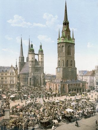 Рыночная площадь в Галле (1900).