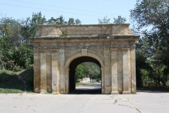 Московские ворота Херсонской крепости.