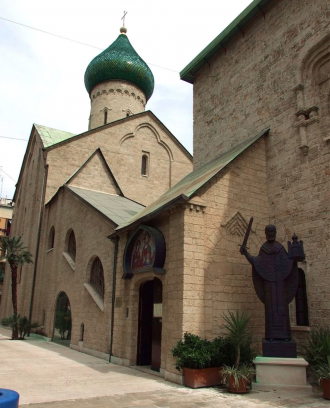 Русская церковь Бари была построена в на