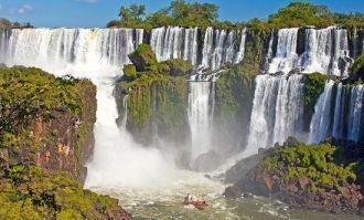Водопады Пуэрто-Игуасу