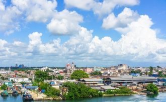 Панорама кубинского города Сьенфуэг