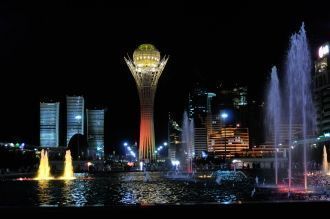 Ночная жизнь Астана.
