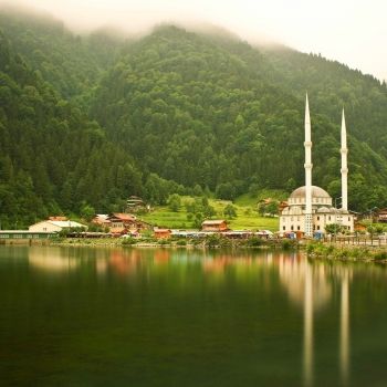 Мечеть у озера, Трабзон.