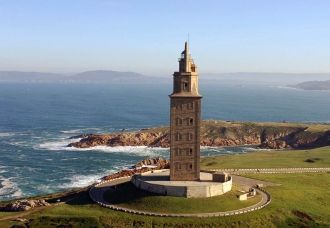 Башня Геркулеса построен маяк во времена