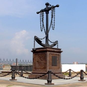 Памятник «Якорь» (Воткинск, Россия).