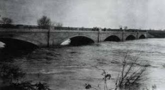 Старое фото моста в Кермане.