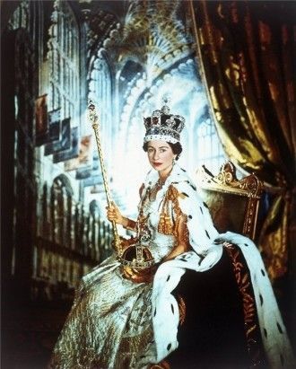Церемония коронации Елизаветы II в Вестминстерском аббатстве