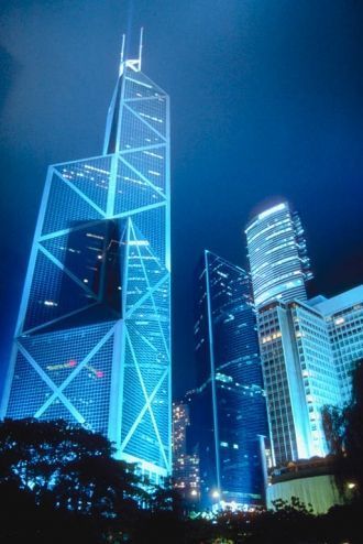 Ночная подсветка Башни Банка Китая.