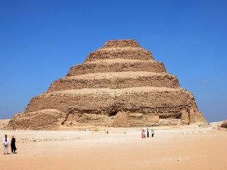 Пирамиду Джосера построили в 2660-ых год
