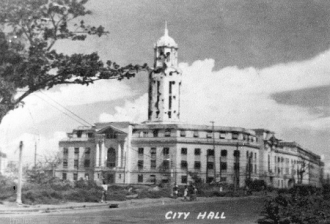Ратуша Манилы в 1945 году.