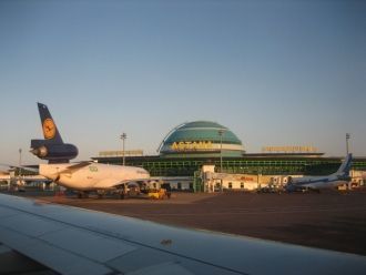 Аэропорт Астана на закате