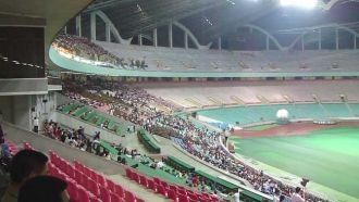 Трибуны Стадиона Первого Мая в Пхеньяне.