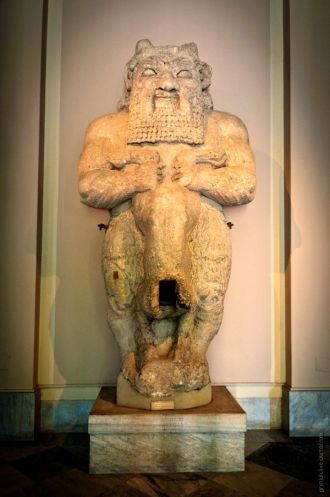 Статуя бога Беса — Археологический Музей