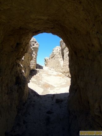 Вид из арки крепостной стены