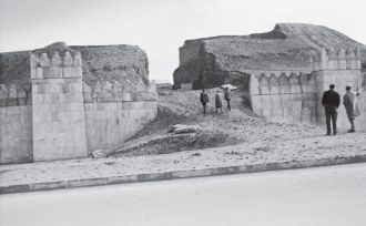 Ворота Ниневии. Ассирийцы «спаслись» в н