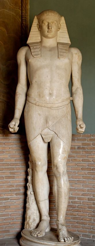 Статуя Антиноя-Осириса происходит из вил