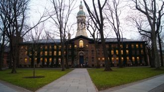 Принстонский университет, расположенный 