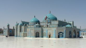 Голубая мечеть (Хазрат Али), расположенн