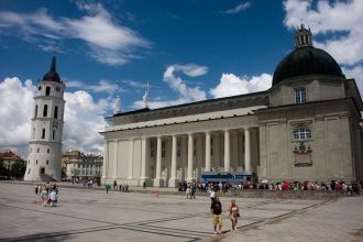 Уникальная Кафедральная площадь в Вильню