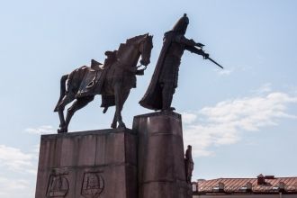 Постамент памятника основателю Вильнюса 