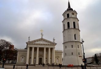 Собор и Колокольня на Кафедральной площа