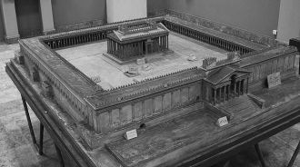 Макет комплекса храма Баала в Пальмире.