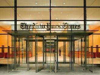 Нью-Йорк-Таймс-билдинг в своем арсенале 