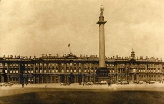 Дворцовая площадь, 1930. В 1930-х годах 