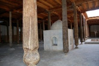Пятничная мечеть: Джума мечеть в Хиве.