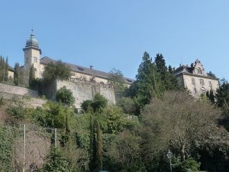 Замок, построенный в 1479 году на высоте