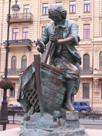Бернштам получил заказ на создание стату