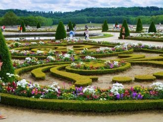 Прекрасный парк Версаль (Франция), за со