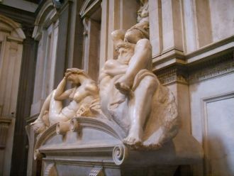 В 1524 - 1526 годах Микеланджело руковод