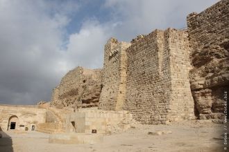 Западная стена замка Эль-Карак наиболее 