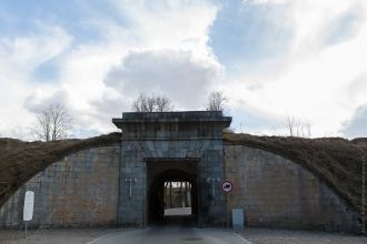 Михайловские ворота – основной вход и въ