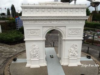 Триумфальная арка Парижа в миниатюре