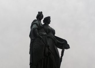 Монумент Женева и Гельвеция в Английском