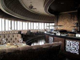 Ресторан  telequlle в Бакинской башне.