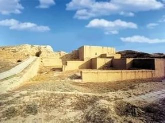 Руины парфянской крепости «Старая Ниса» 