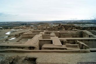 Руины древнего города Ниса.