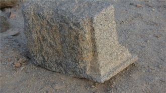 Блоки из каменоломни Монс Клаудианус.