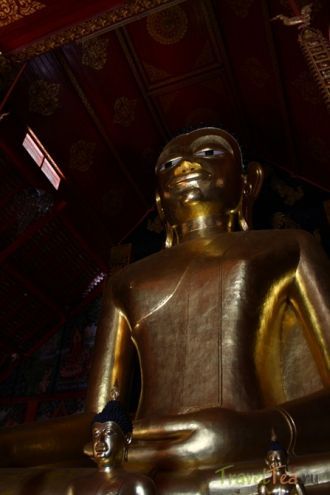 Будда ват Дой Нгам Мыанг.