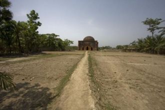Багерхат мечеть (Бангладеш): Удаленный в