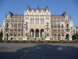 Здание венгерского парламента главный вх
