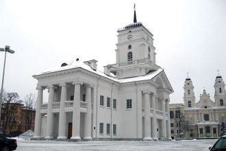 Минская ратуша зимой