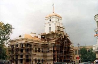 Возводимое здание ратуши, 2003