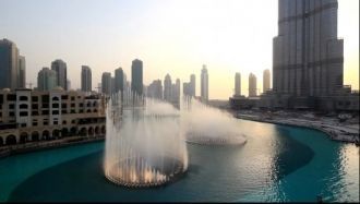Поющий фонтан в Дубае является одним из 
