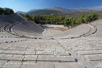 Театр в Эпидавре (Эпидавр, Греция).