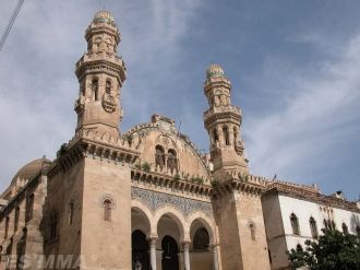 Мечеть Кетшава, Алжир, главный вход, аро